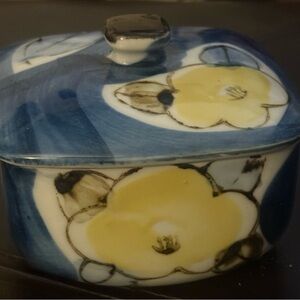 Mid-Century Japanese Porcelain Trinket Box - Pastel Floral Peony Design - Signed